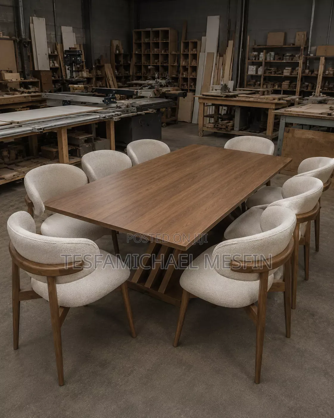 Dining Table Witj 8 Chairs