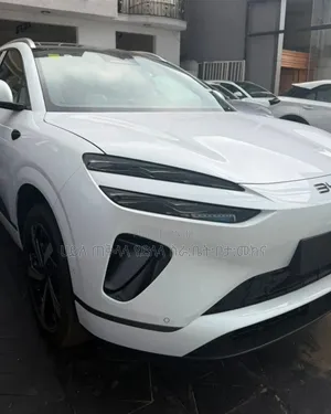 New BYD Sealion 06 EV 2025 Off white