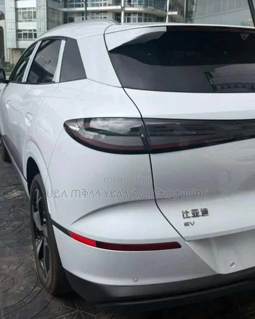 New BYD Sealion 06 EV 2025 Off white