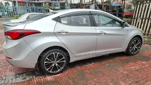 Hyundai Avante 2015 Purple
