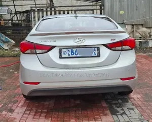 Hyundai Avante 2015 Purple