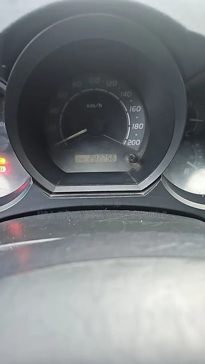 Toyota Hilux 2008 Gray