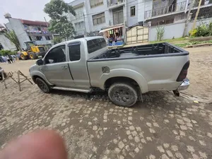 Toyota Hilux 2008 Gold