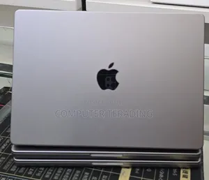 New Laptop Apple MacBook Pro 2021 M1 16GB Apple M1 SSD 512GB