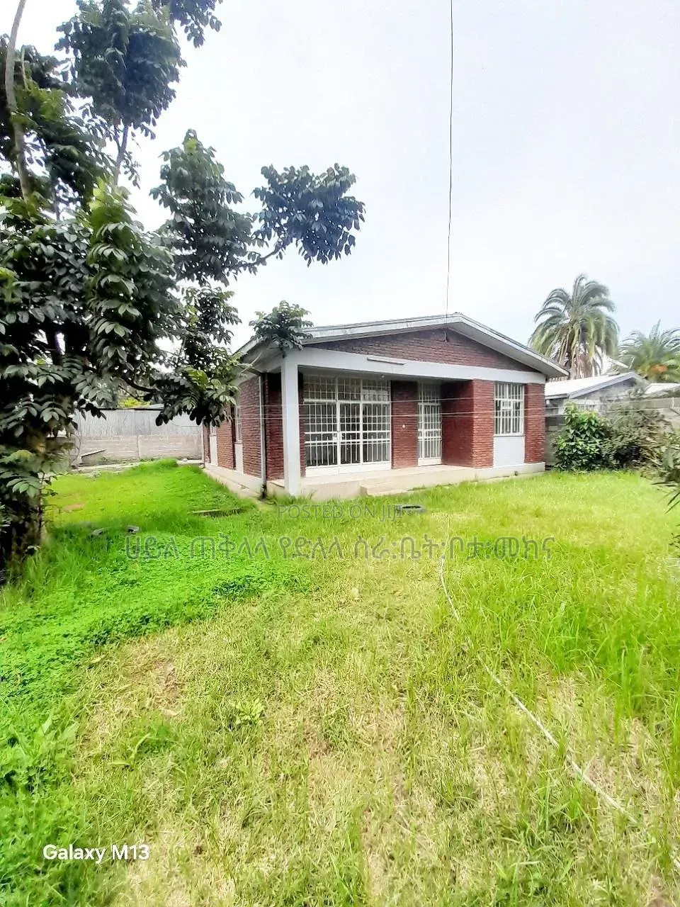 Furnished 6bdrm Villa in Ayat Zone Inside, Yeka for sale
