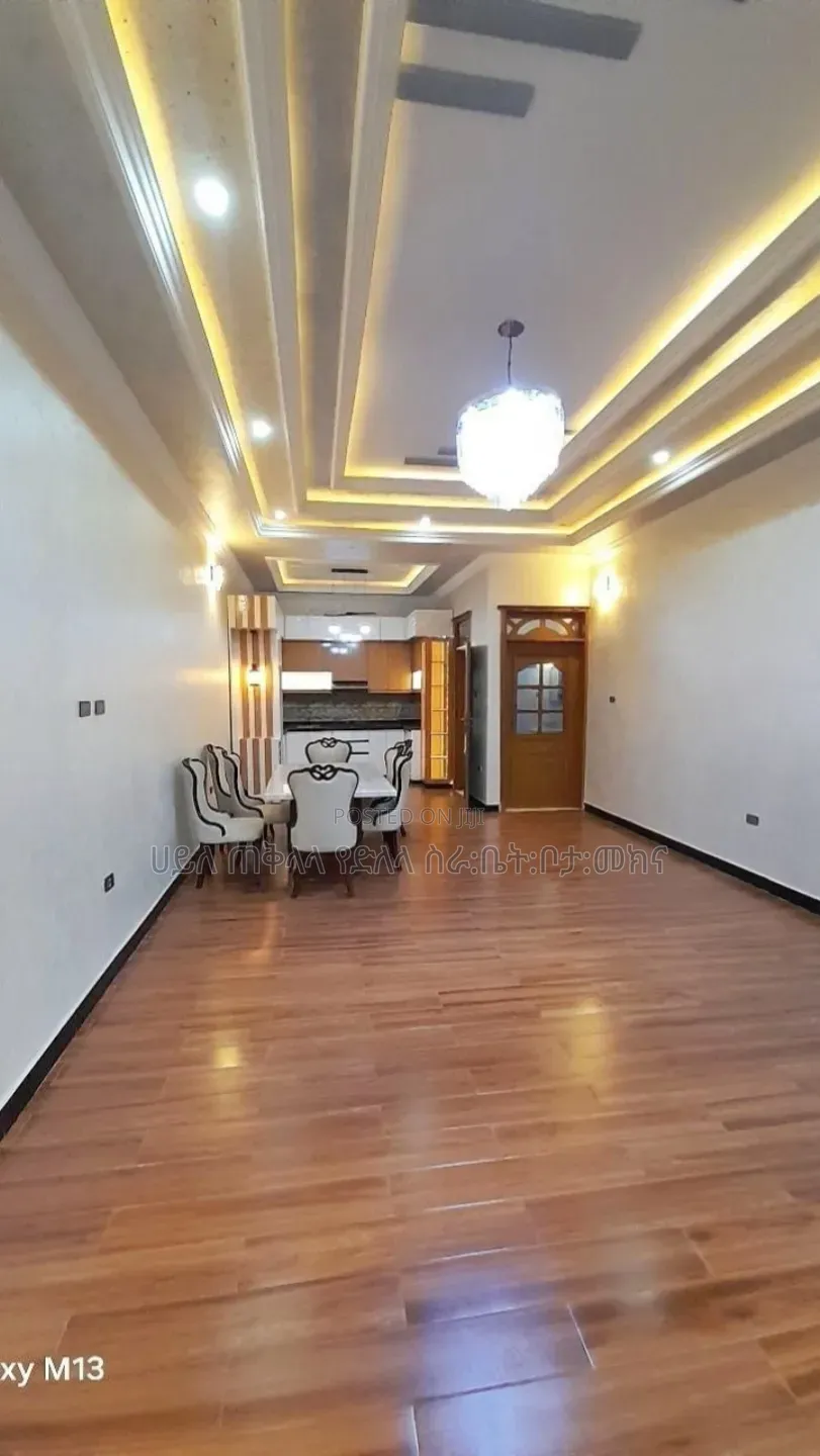 Furnished 6bdrm Villa in Ayat Zone Inside, Yeka for sale