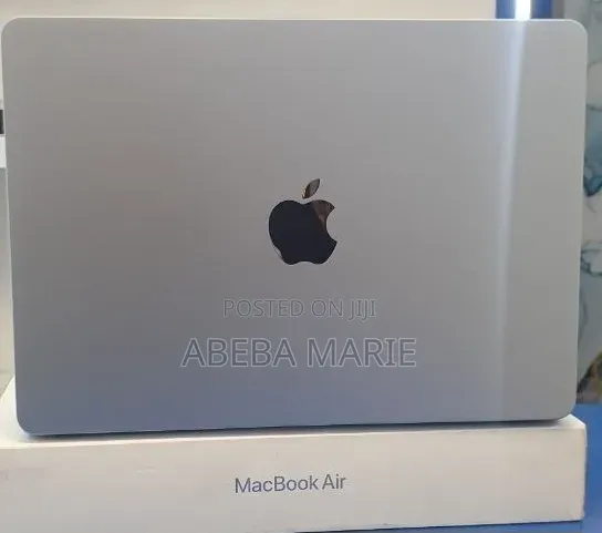 New Laptop Apple MacBook Air 2025 M4 16GB Apple M4 SSD 512GB