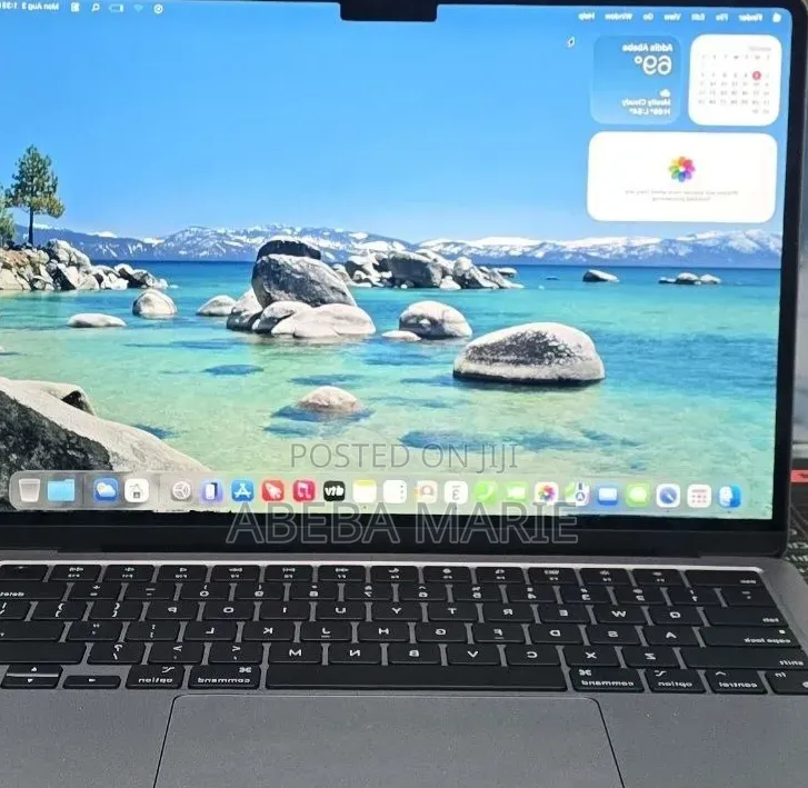 New Laptop Apple MacBook Pro 2022 M2 16GB Apple M2 SSD 512GB