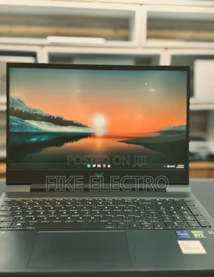 New Laptop HP Victus 16 16GB Intel Core i7 SSD 512GB