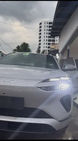 New BYD Seal 2025 Ivory