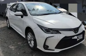 Toyota Corolla 2022 White