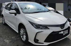 Toyota Corolla 2022 White