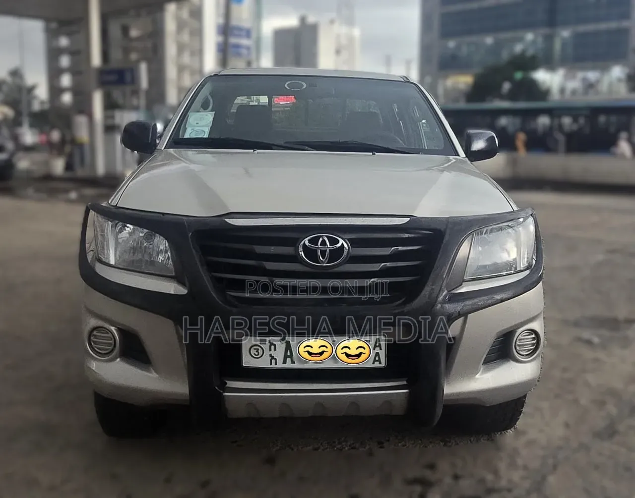 Toyota Hilux 2013 Gold