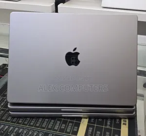New Laptop Apple MacBook Pro 2021 M1 32GB Apple M1 Pro SSD 512GB