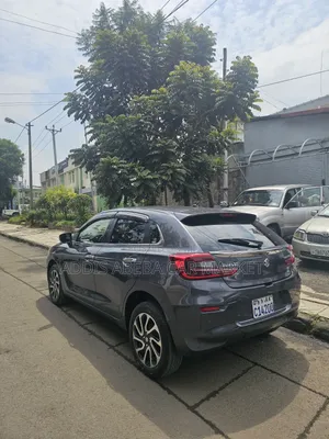 Suzuki Baleno 2022 Gray