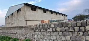 Warehouse for Sale (የሚሸጥ መጋዘን)