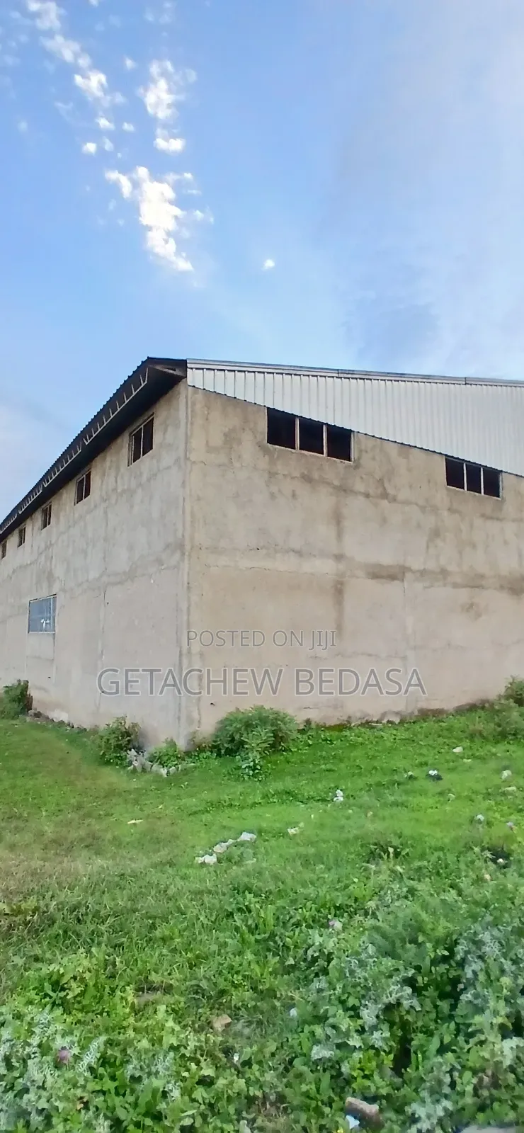 Warehouse for Sale (የሚሸጥ መጋዘን)