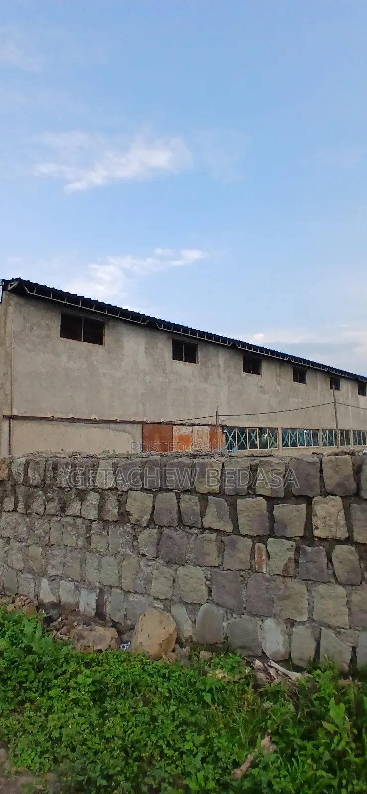 Warehouse for Sale (የሚሸጥ መጋዘን)