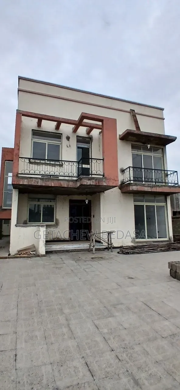 Furnished 5bdrm House in Ccd, Oromia-Finfinne for sale