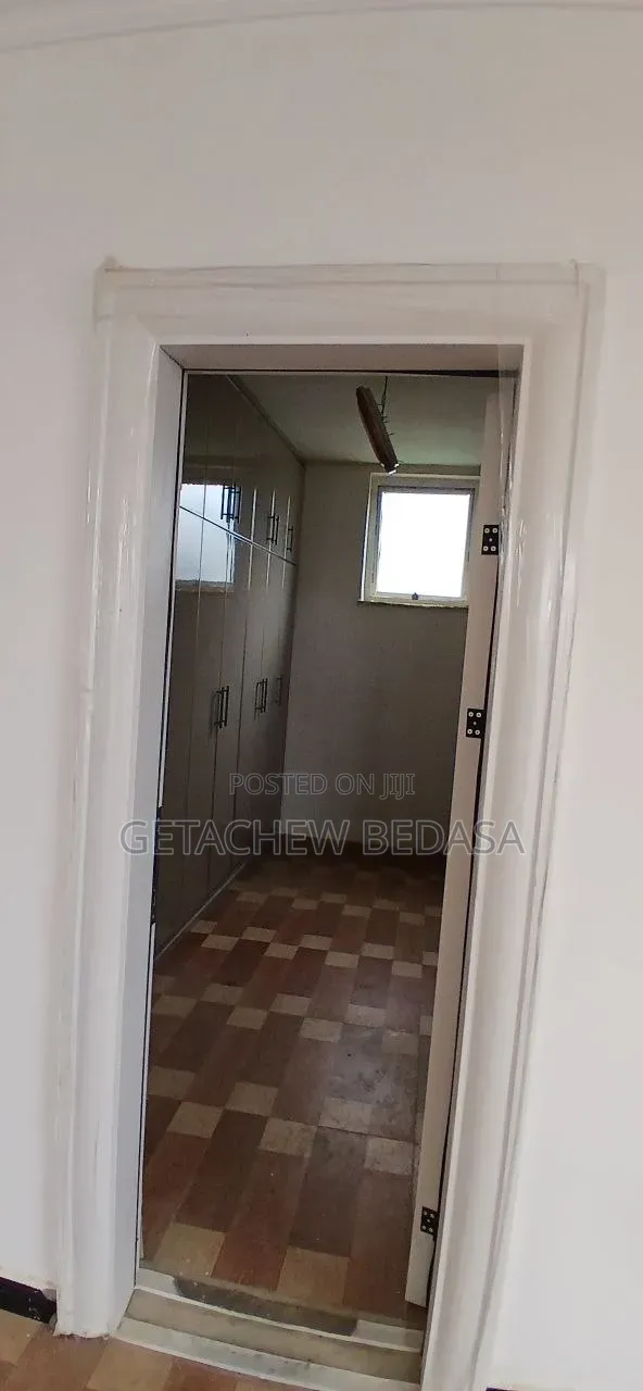 Furnished 5bdrm House in Ccd, Oromia-Finfinne for sale