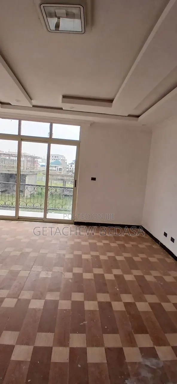 Furnished 5bdrm House in Ccd, Oromia-Finfinne for sale