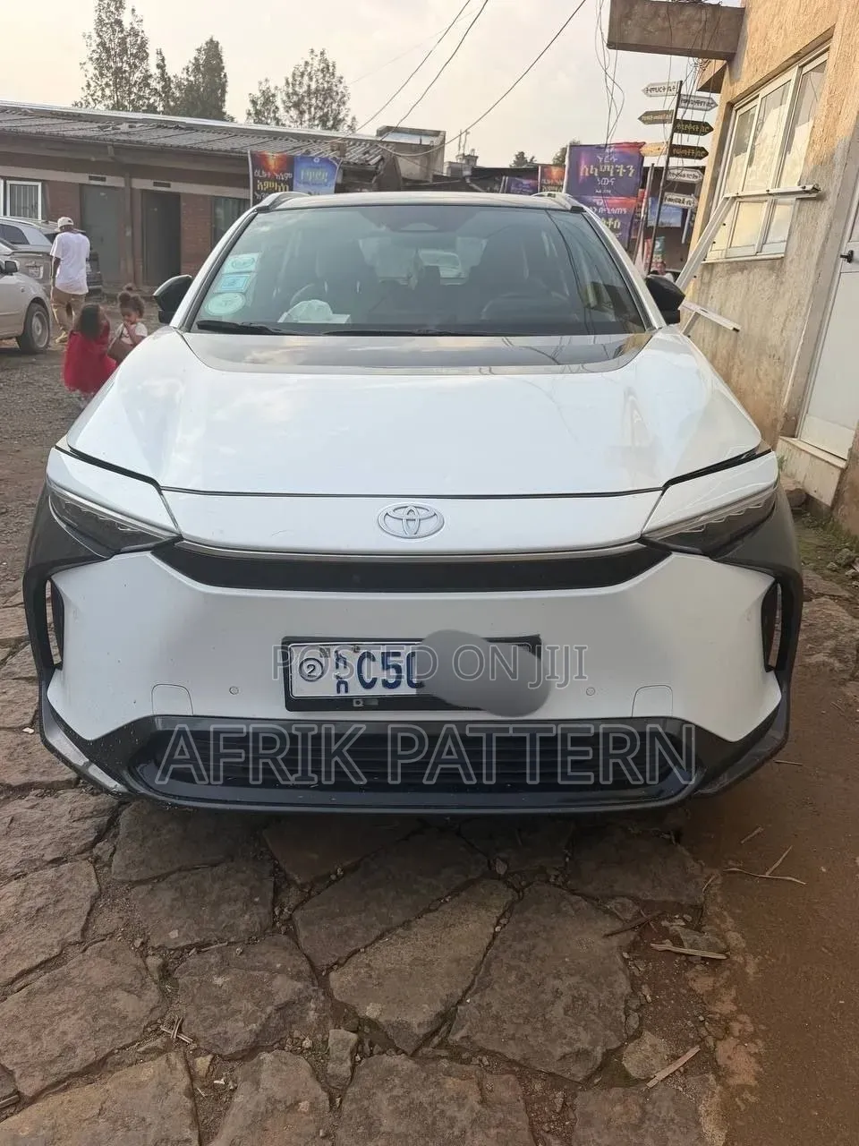 Toyota bZ4X 2023 White