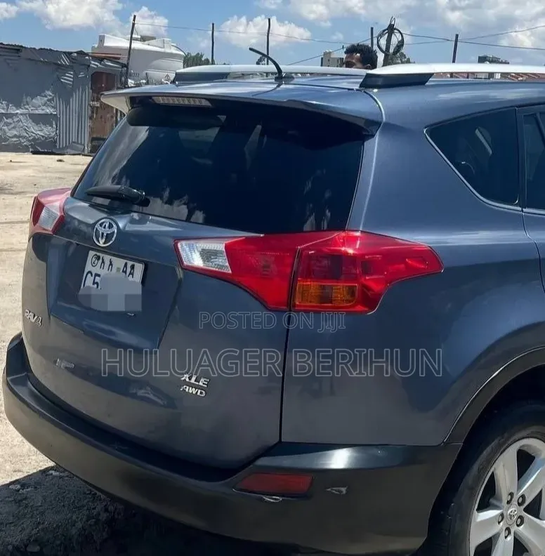 Toyota RAV4 2013 Blue