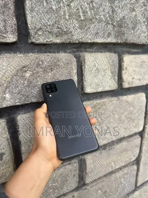 Samsung Galaxy A12 64 GB Black