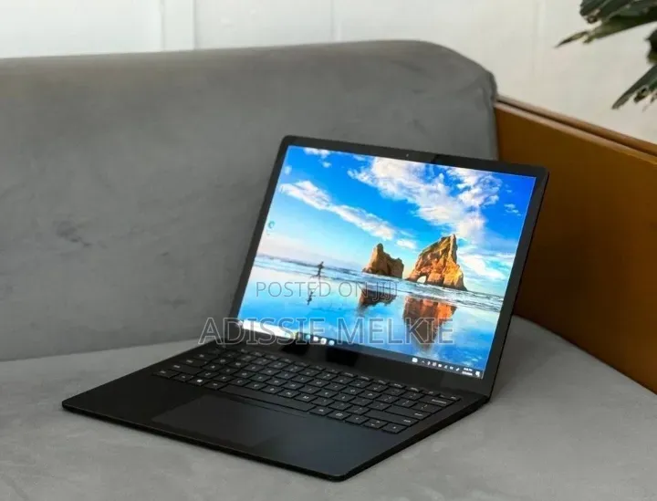 New Laptop Microsoft Surface Laptop 4 16GB Intel Core i5 SSD 512GB