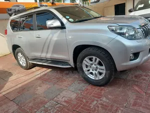 Toyota Land Cruiser Prado 2011 Silver