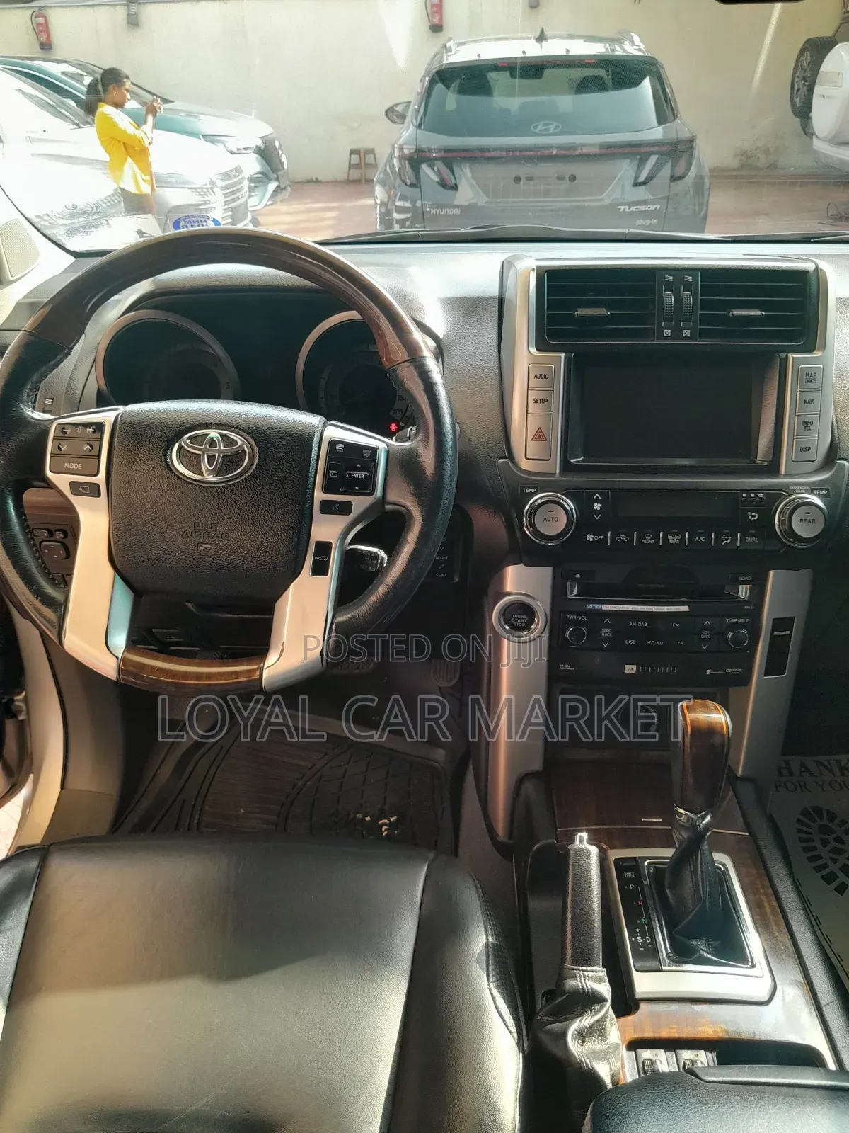 Toyota Land Cruiser Prado 2011 Silver