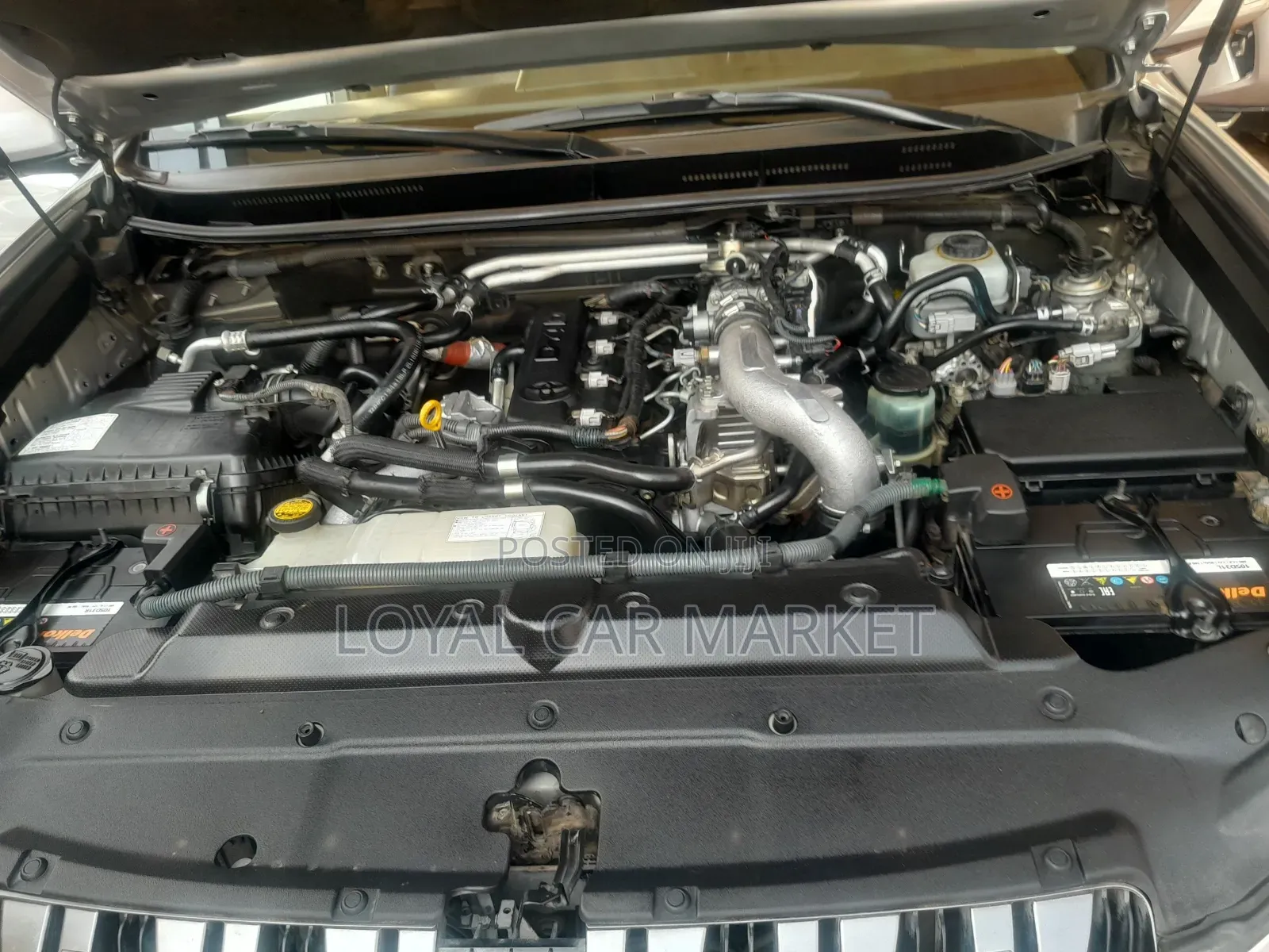 Toyota Land Cruiser Prado 2011 Silver