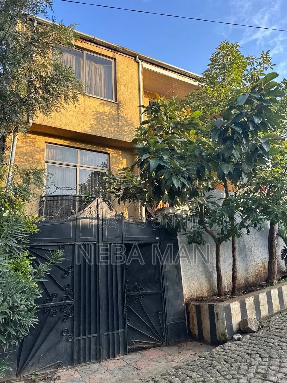 Furnished 3bdrm Villa in Villa, Kolfe Keranio for sale