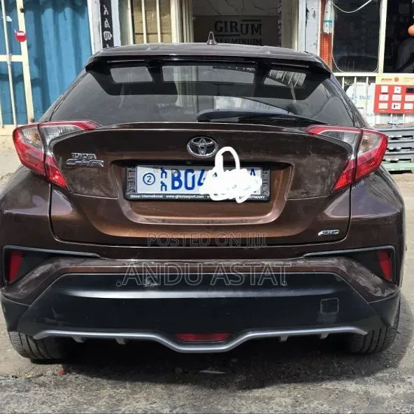 Toyota C-HR 2017 Brown