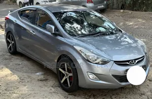 Hyundai Avante 2013 Gray