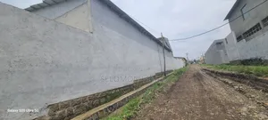 6ሺ ካሬ መጋዘን የሚሸጥ በቃሊቲ አከባቢ