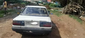 Toyota Corolla 1990 White
