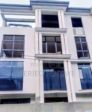 8bdrm House in Bole for sale