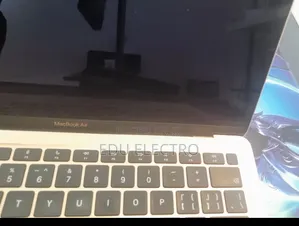 New Laptop Apple MacBook Air 2020 M1 8GB Apple M1 SSD 256GB