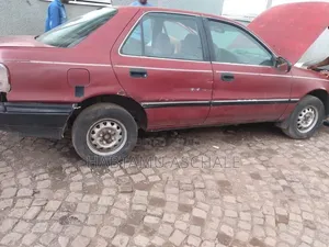 Hyundai Accent 1.3 LSi 1994 Red