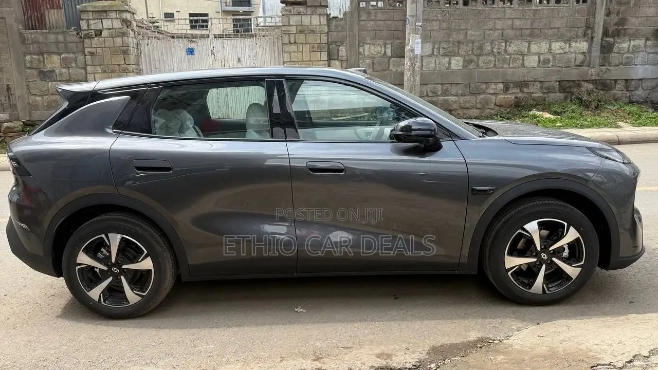 New Changan UNI-Z 2026 Black