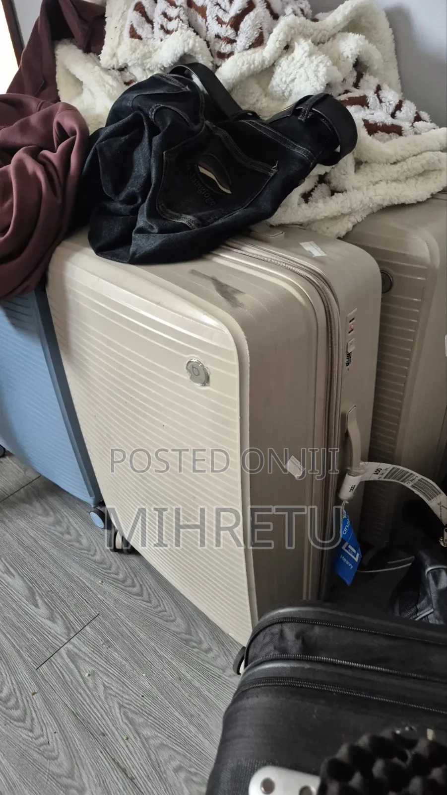 32kg and 12 Kg Follow Me Bag's
