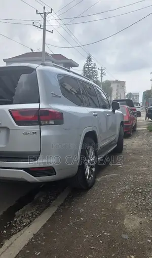 Toyota Land Cruiser 2023 Silver