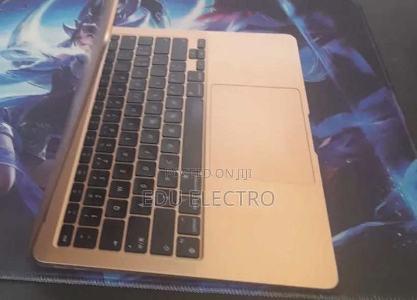 New Laptop Apple MacBook Air 2020 M1 8GB Apple M1 SSD 256GB