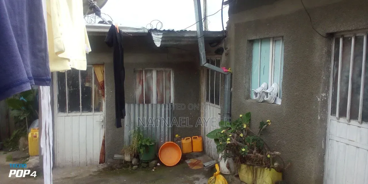 1bdrm House in Yeka for sale