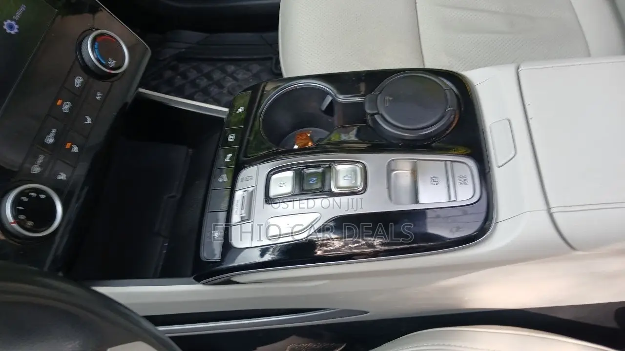 Hyundai Tucson 2023 Gray