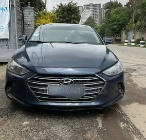 Hyundai Avante 2017 Blue
