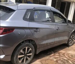 BYD E2 43 kWh 94 hp FWD 2025 Gray