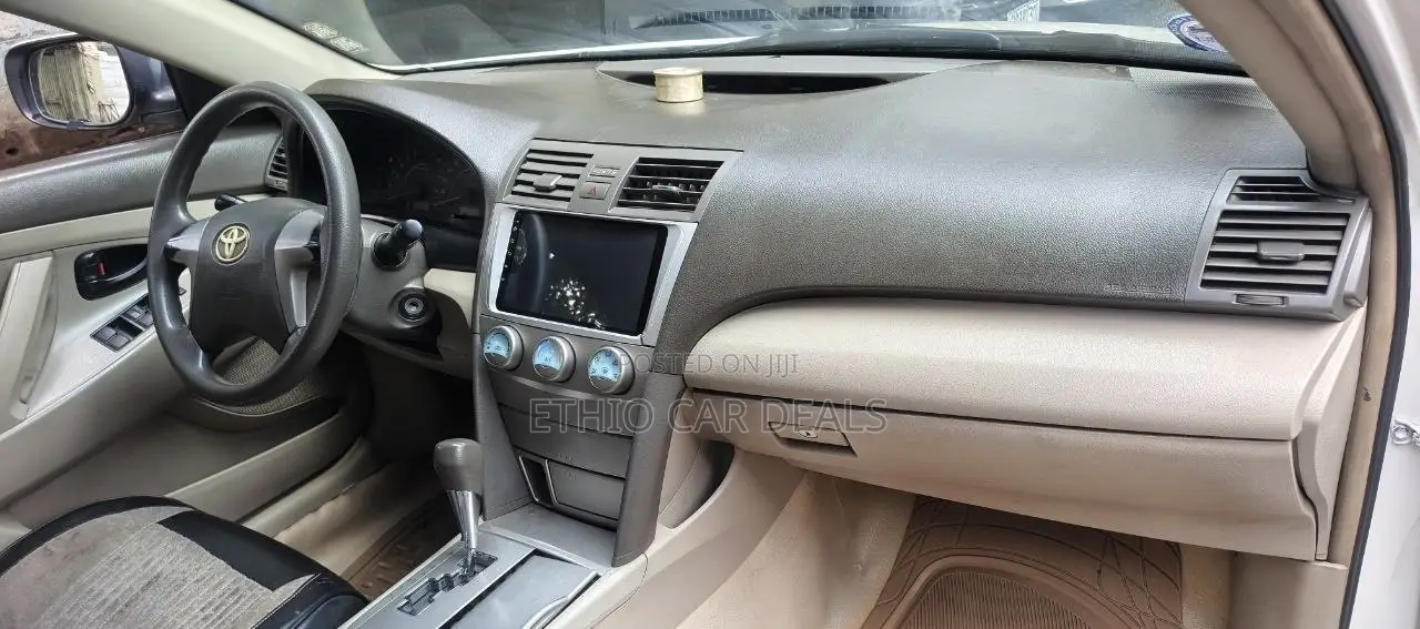 Toyota Camry 2013 White