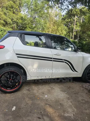 Suzuki Swift 2021 White
